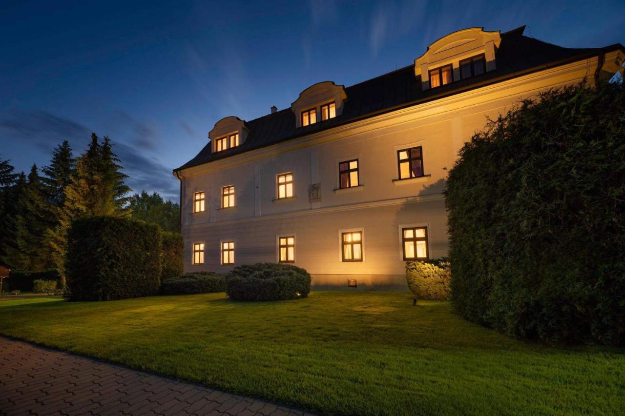 Hotel Villa Necas Žilina Exteriér fotografie