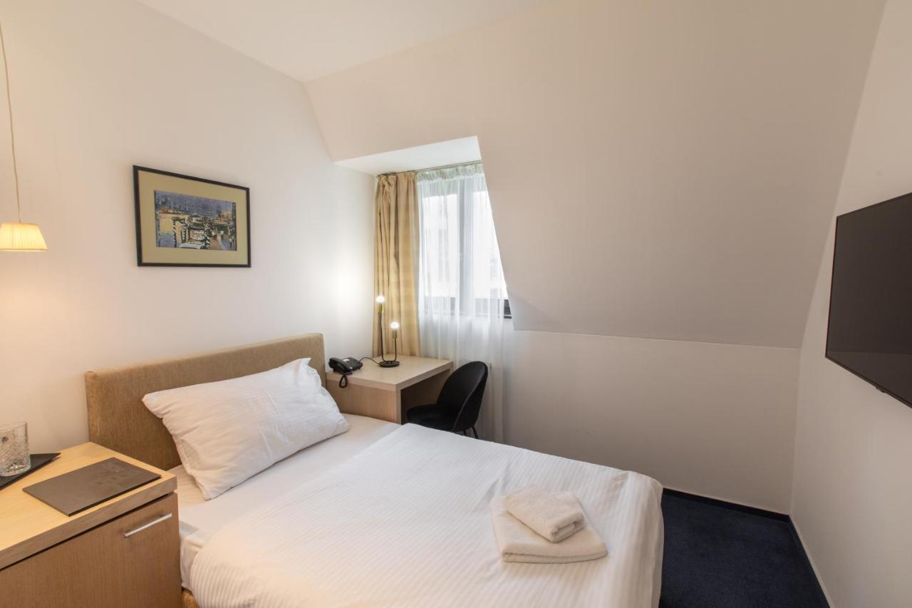 Hotel Villa Necas Žilina Exteriér fotografie