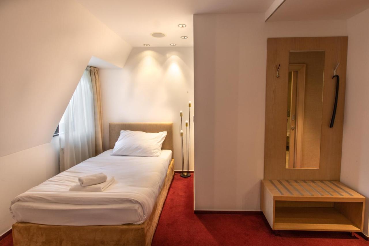 Hotel Villa Necas Žilina Exteriér fotografie