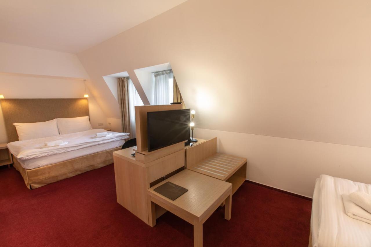 Hotel Villa Necas Žilina Exteriér fotografie