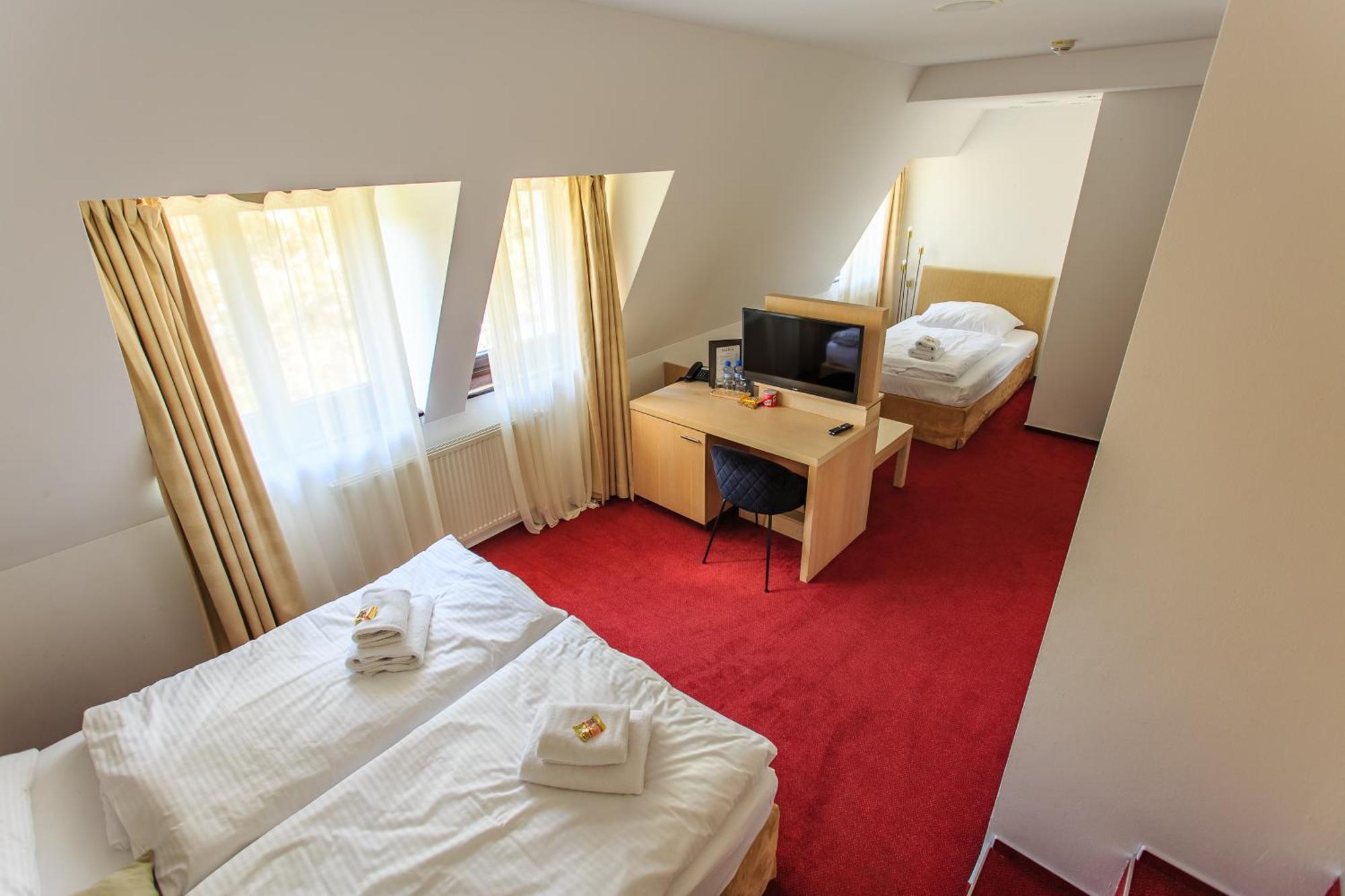 Hotel Villa Necas Žilina Exteriér fotografie